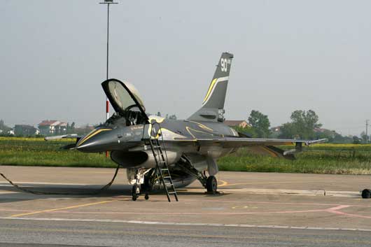 F16 5 Stormo